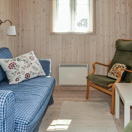 3 Bedroom Cozy In Holiday home