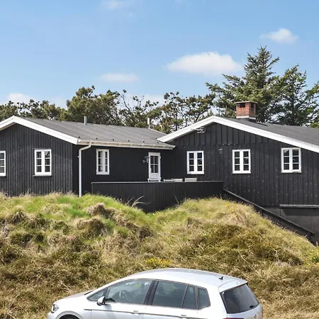 3 Bedroom Cozy In Holiday home *