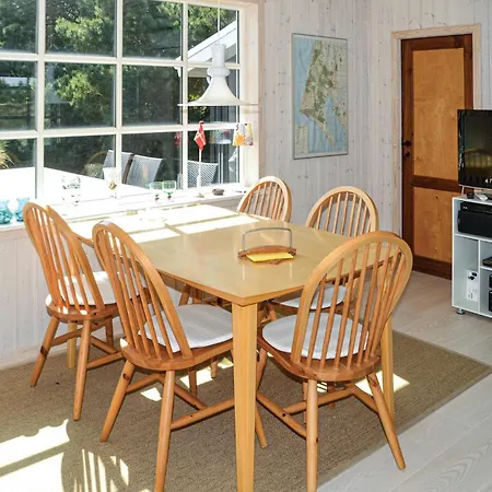 3 Bedroom Cozy In Vejers Strand